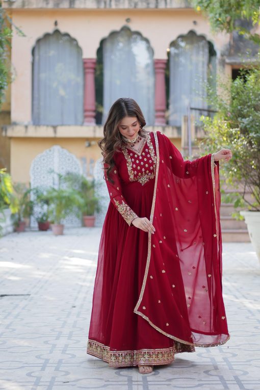 These Stunning Outfit Made From Faux Blooming And Sequins Embroidered Work in Maroon Color